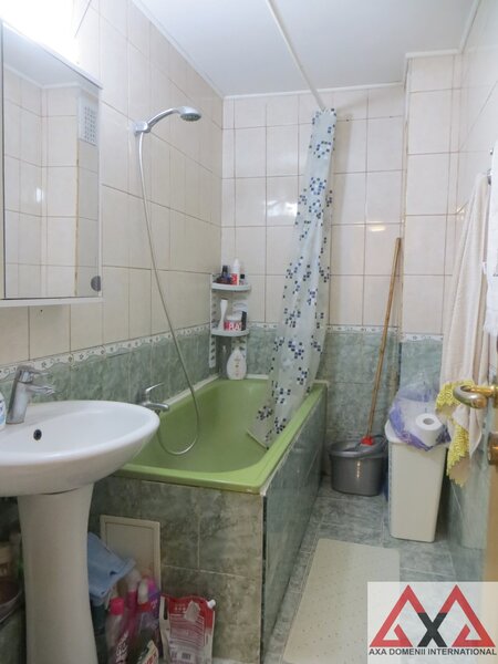 13 Septembrie, Prosper, 62,32 mp, decomandat.